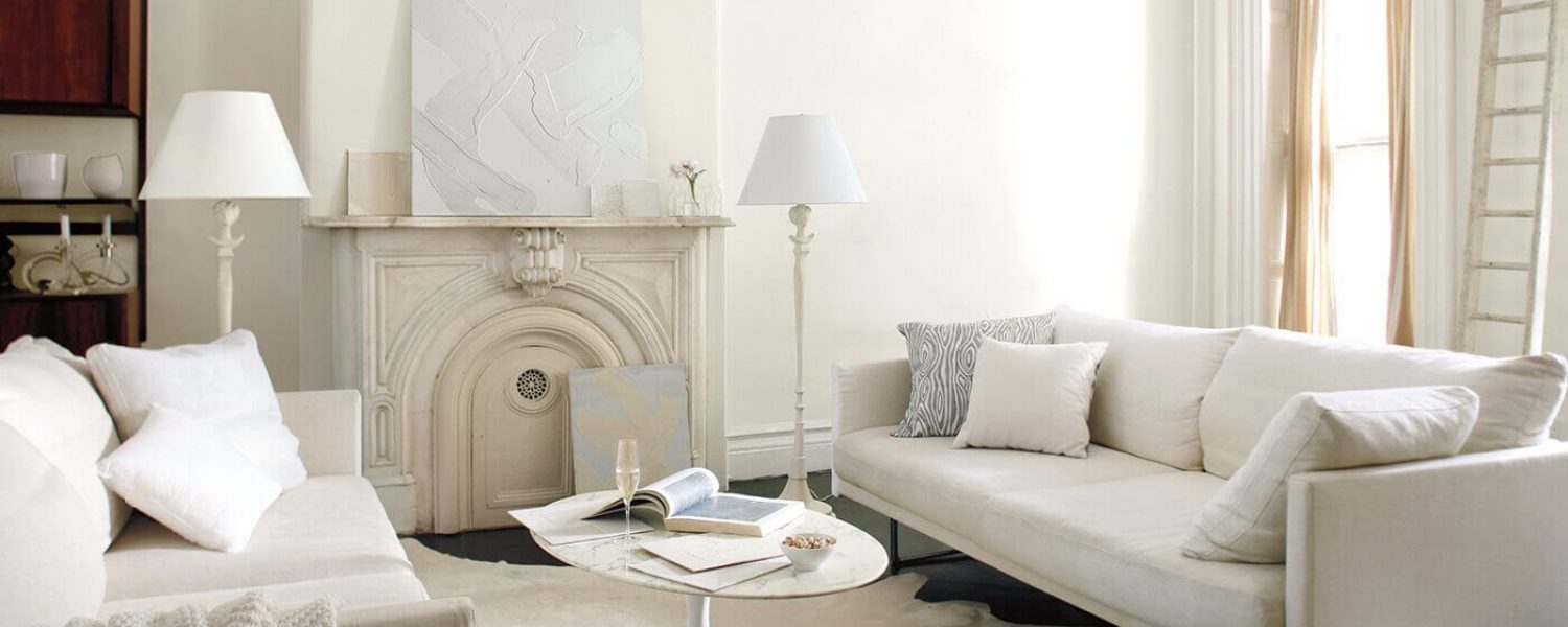 Bacau Duras -living room - aura paints - benjamin moore